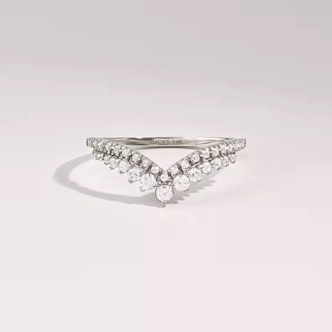 /public/photos/live/Chevron Curved Moissanite Diamond Wishbone Ring 589 (3).webp